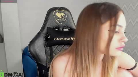 elsa_carterr online show from October 8, 2025, 8:45 am