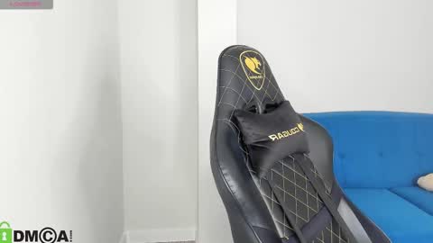 elsa_carterr online show from November 24, 2025, 1:55 pm