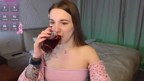 Snapshot of elsa_meow chatting on January 15, 2026, 6:18 am Elsa online show from January 15, 2026, 6:18 am