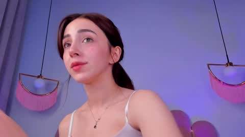Michelle online show from December 19, 2024, 2:34 am