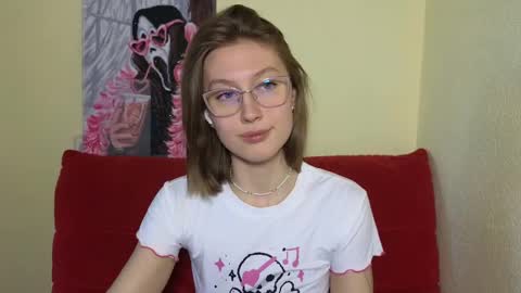 elsaangel online show from December 18, 2024, 4:20 am