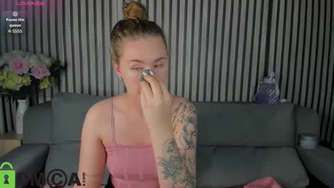 Elsie online show from October 13, 2025, 12:54 am