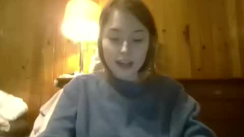 Elsie Rain online show from December 5, 2025, 4:10 am