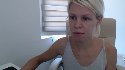 elssa_rush online show from September 21, 2025, 10:50 am