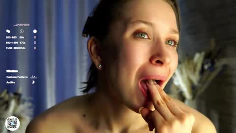 Sophie online show from March 10, 2025, 6:16 am