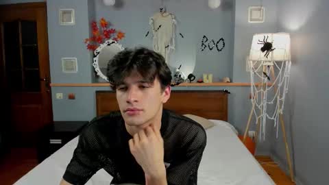 Snapshot of elvano_et chatting on October 26, 2025, 8:15 pm Elvano online show from October 26, 2025, 8:15 pm