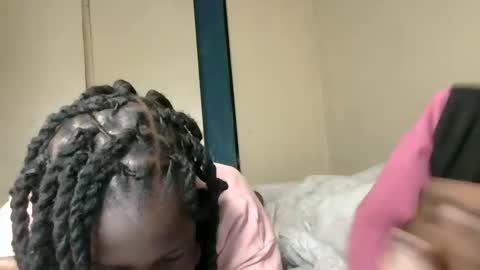 flo online show from October 16, 2025, 6:03 am