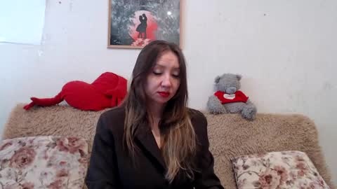 ElvinaSweet online show from April 20, 2026, 5:43 am