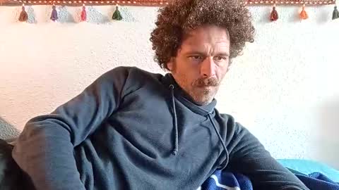 Snapshot of elyjahoye chatting on September 28, 2025, 3:17 pm elyjahoye online show from September 28, 2025, 3:17 pm