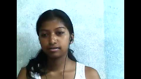 Snapshot of elynah195043 chatting on May 9, 2026, 5:07 pm elynah195043 online show from May 9, 2026, 5:07 pm