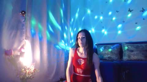 Elisa online show from February 16, 2026, 6:37 pm