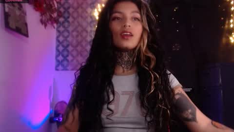 ema_ploxx online show from October 17, 2025, 4:15 am