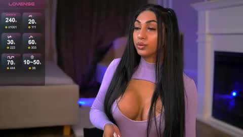 Snapshot of emahallee chatting on October 17, 2025, 2:37 am Ema online show from October 17, 2025, 2:37 am