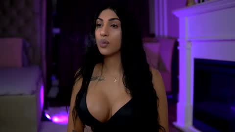 Ema online show from January 8, 2026, 3:42 am