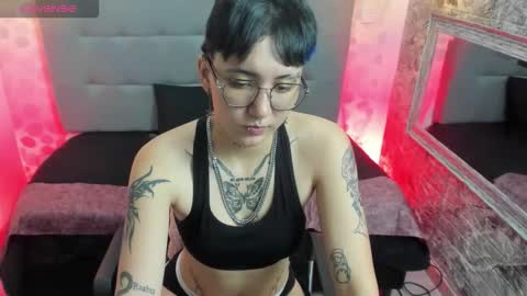 emahills__axelrose online show from September 28, 2025, 12:16 am
