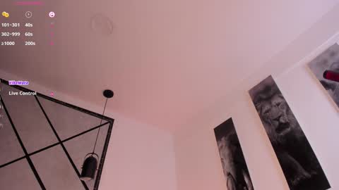 IG imrojita8 online show from December 8, 2024, 3:02 pm