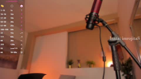 IG imrojita8 online show from December 12, 2024, 3:37 pm