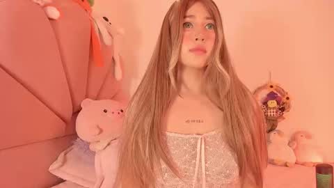 Ana  online show from November 13, 2025, 11:36 pm