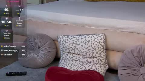 emawil online show from September 23, 2025, 2:09 pm