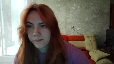 ember__fox online show from May 4, 2026, 10:11 am