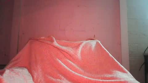 Empress Ember online show from September 29, 2025, 12:27 am