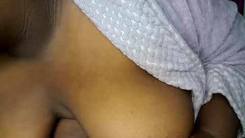 Empress Ember online show from October 17, 2025, 2:19 pm