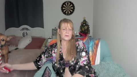 Ember Pheonixxx online show from December 30, 2024, 4:31 am