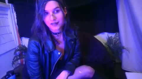 Ellie online show from December 13, 2024, 7:47 am