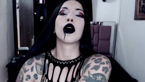 Emerald Black online show from October 30, 2025, 5:31 am