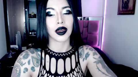 Emerald Black online show from January 15, 2026, 5:56 am