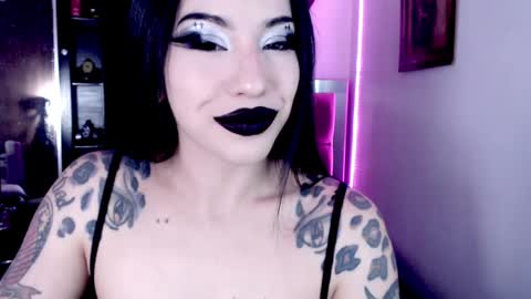 Emerald Black online show from April 12, 2026, 1:21 am