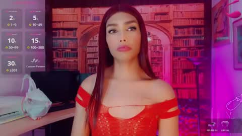 Snapshot of emeli_roushot chatting on July 4, 2026, 11:16 am Emeli online show from July 4, 2026, 11:16 am