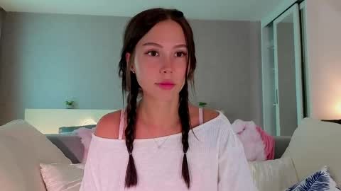 Snapshot of emelia_fox chatting on May 11, 2026, 2:06 am Emmy the sly little fox HTP is open an unforgettable show awaits you. I undress in private online show from May 11, 2026, 2:06 am