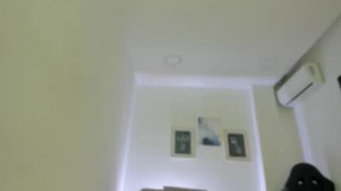 emelie_89 online show from September 16, 2025, 11:55 am