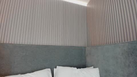 emelie_89 online show from January 9, 2026, 11:35 am