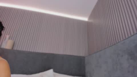 Snapshot of emelie_89 chatting on February 6, 2026, 11:57 am emelie_89 online show from February 6, 2026, 11:57 am