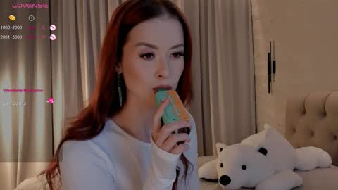 Emeli online show from October 22, 2025, 5:41 am