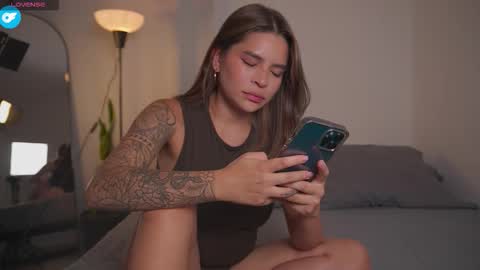 ana online show from December 17, 2025, 11:44 pm