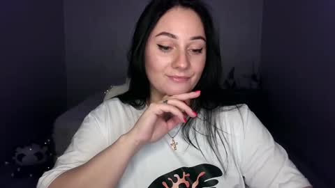 Emely online show from March 1, 2025, 5:52 am