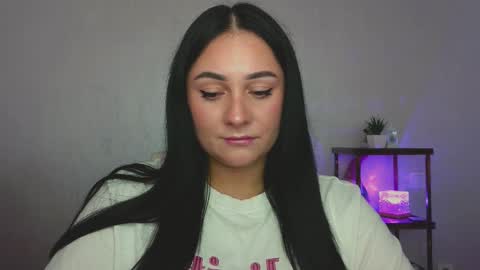 Emely online show from September 9, 2025, 12:48 pm