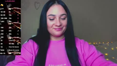 Emely online show from November 10, 2025, 10:53 pm