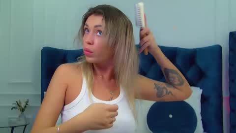 emelylawrences online show from October 20, 2025, 12:49 pm