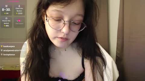 Snapshot of emi_gooflord chatting on December 14, 2024, 9:51 am Emi online show from December 14, 2024, 9:51 am