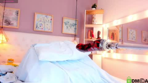 Emily Sarai online show from February 1, 2025, 11:58 pm