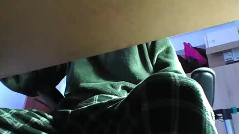 emiarg online show from November 9, 2025, 9:40 am