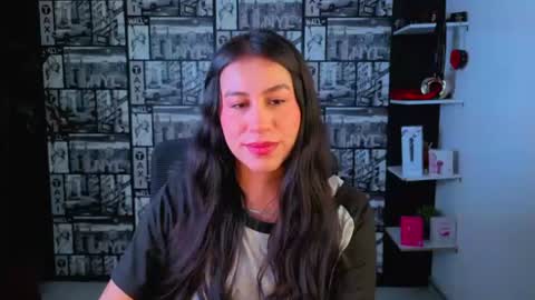 Snapshot of emigomez_ chatting on June 19, 2026, 3:27 pm Emilia Gomez online show from June 19, 2026, 3:27 pm