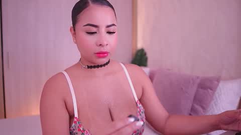    online show from November 3, 2025, 3:02 pm