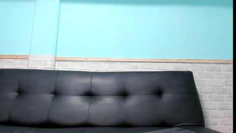 Emily online show from January 15, 2025, 11:21 am