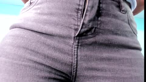 Emily online show from January 27, 2025, 11:32 am