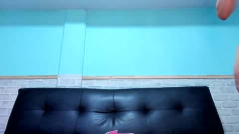 Emily online show from September 19, 2025, 12:17 pm